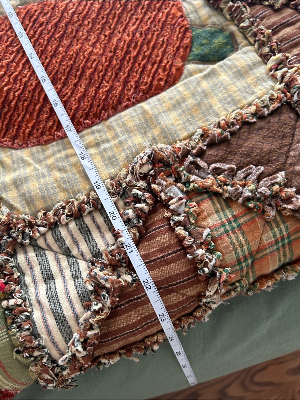 Handmade Rust Patchwork Rag Quilt w Pumpkins - Picture 11 of 12